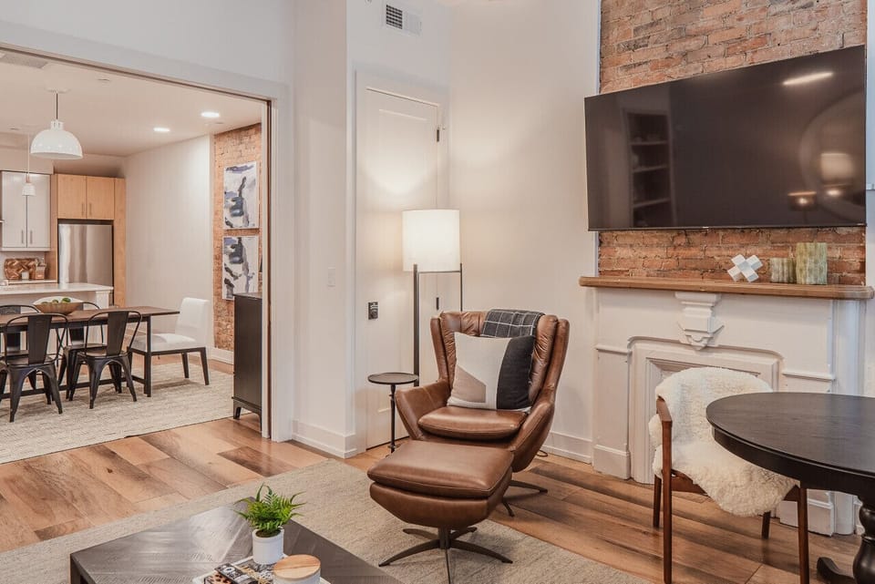 Living Room w/ Direct Street Access