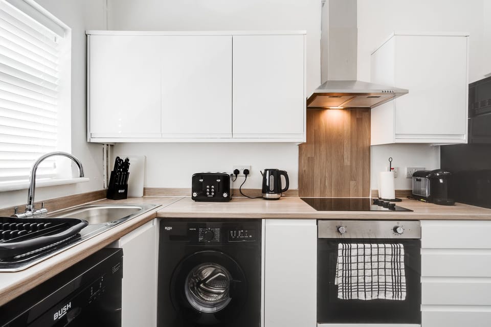 KITCHEN (2)