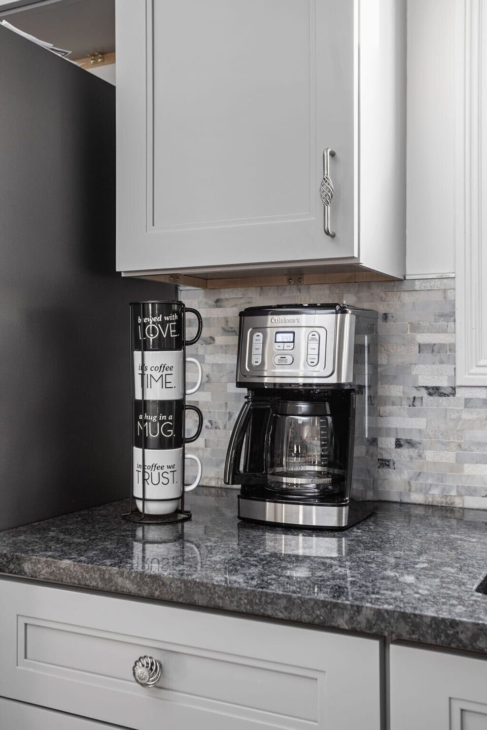Kitchen: Brew your morning magic with our gourmet coffee station and chic mugs!