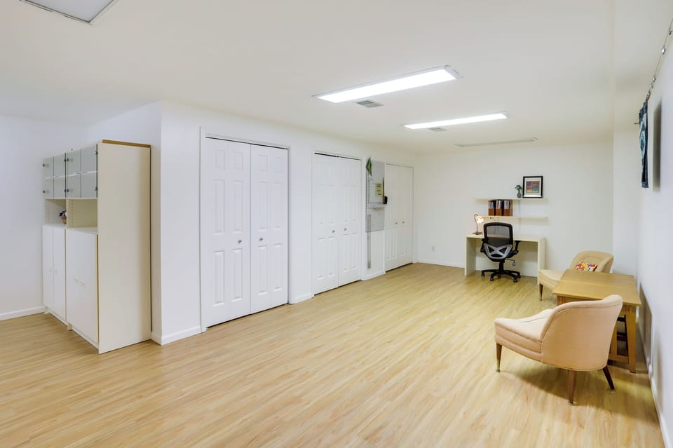 Basement | Workstation