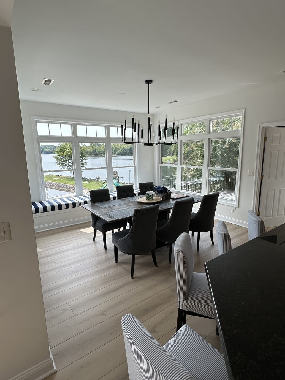 The dining room provides a beautiful view over the lagoon