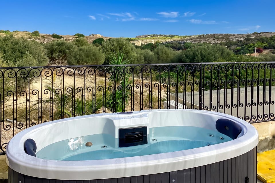 Jacuzzi