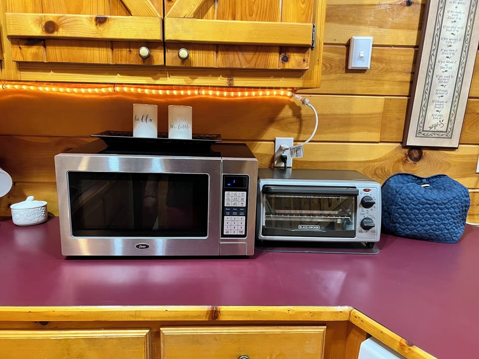 lots of appliances to make your stay easier. You can stay in and cook.