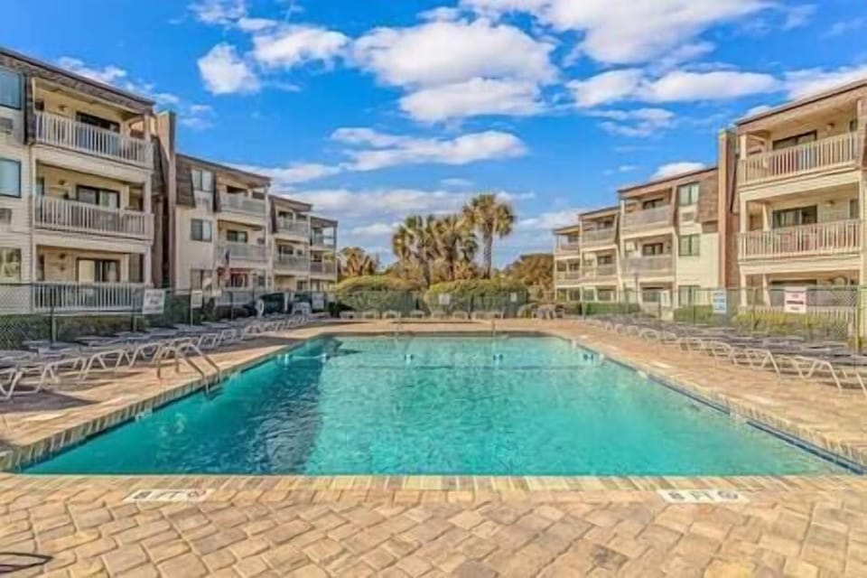 Large pool right across the street from the beach