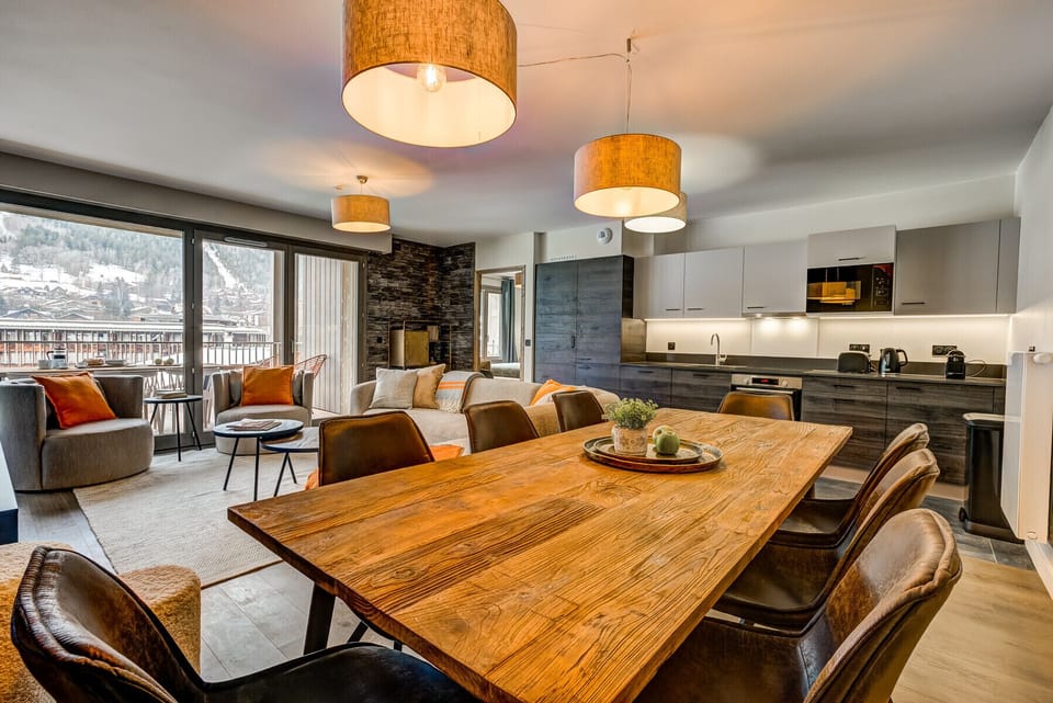 Dining table for 8 people