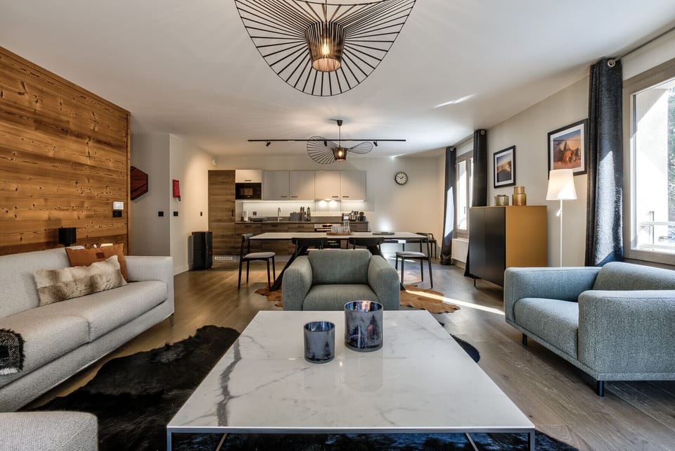 Luxurious, open plan living area