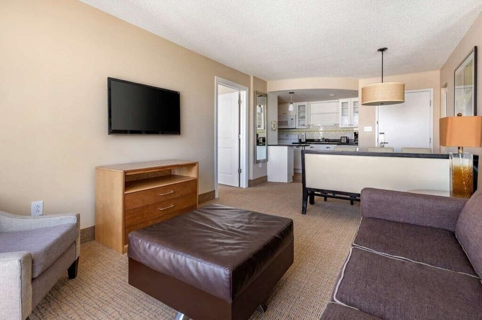 Diamond Resorts or Hilton Vacation Club Ocean Beach Club_9.jpg