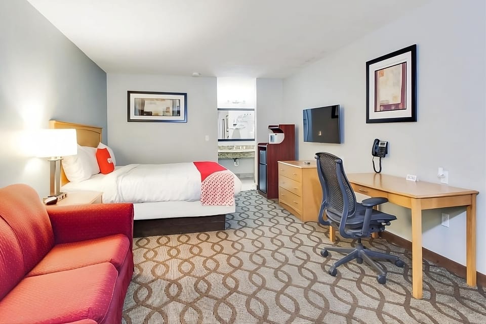 Unit with 1 King size bed