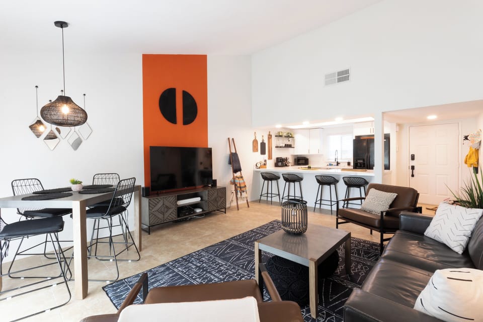Open floor plan allowing guests to host friends and family while all together