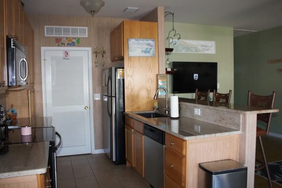 Kitchen Dishwasher