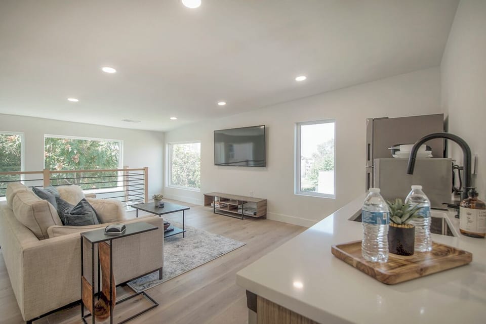 Professionally designed by a locally renowned Interior Designer