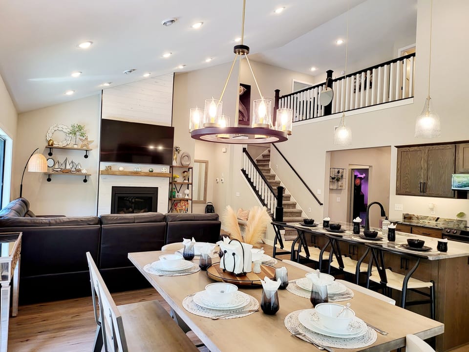 Dining/kitchen/living room