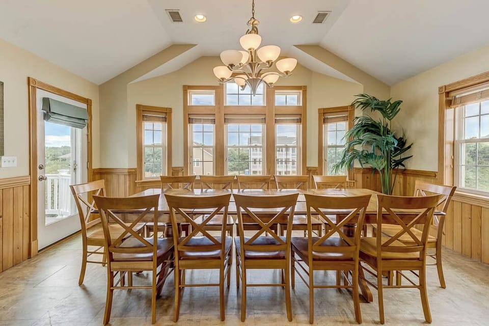 Top-Level Dining Room with Table (seats 12)