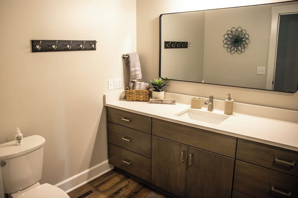 Bathroom 2 main level 