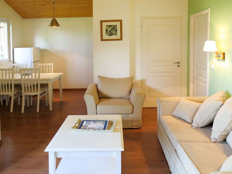Table, Furniture, Property, Picture Frame, Comfort, Wood, Chair, Couch, Architecture, Floor