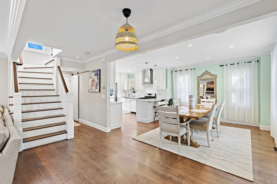 Entryway  - 1st Floor