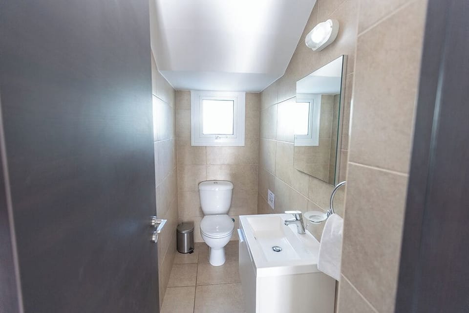 Ground Floor WC