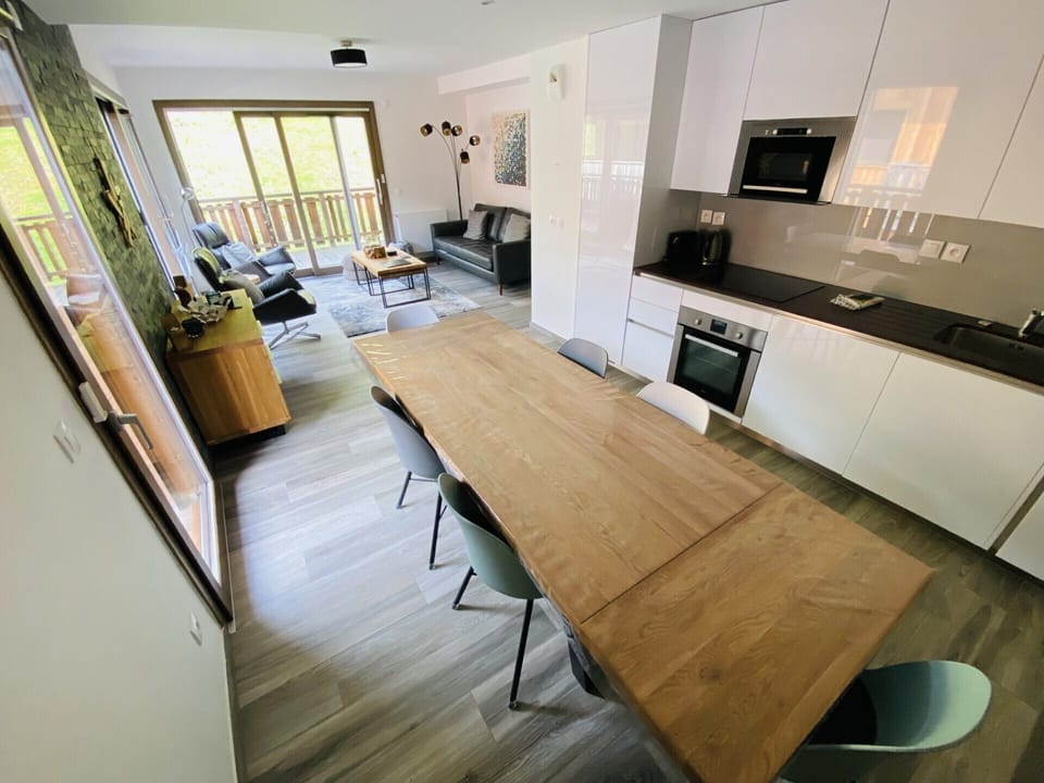 Kitchen / diner

Cuisine / salle à manger