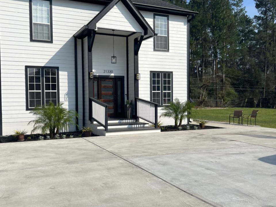 Front view of the Triplex

