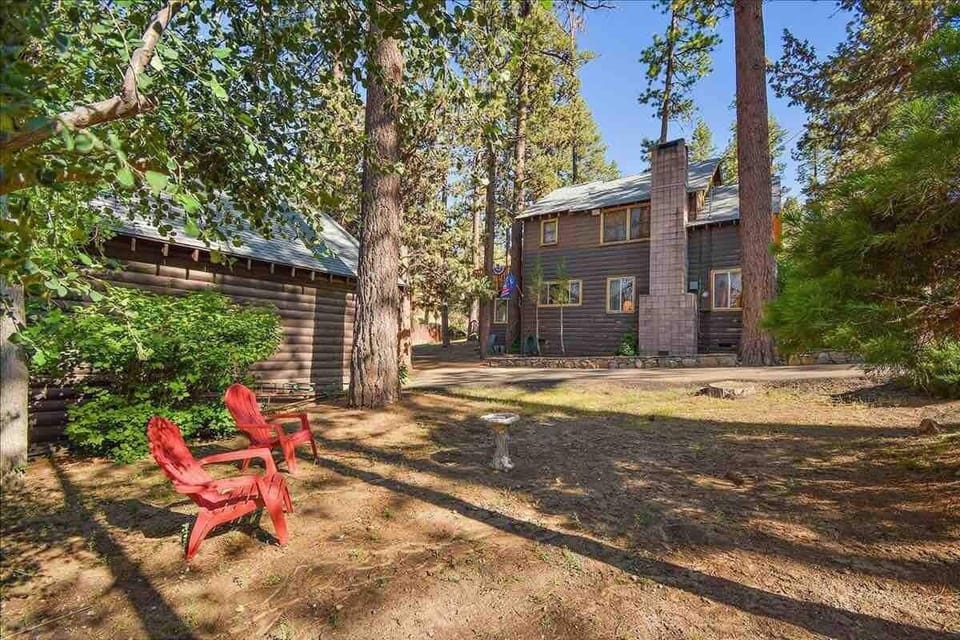 Large double lot yard