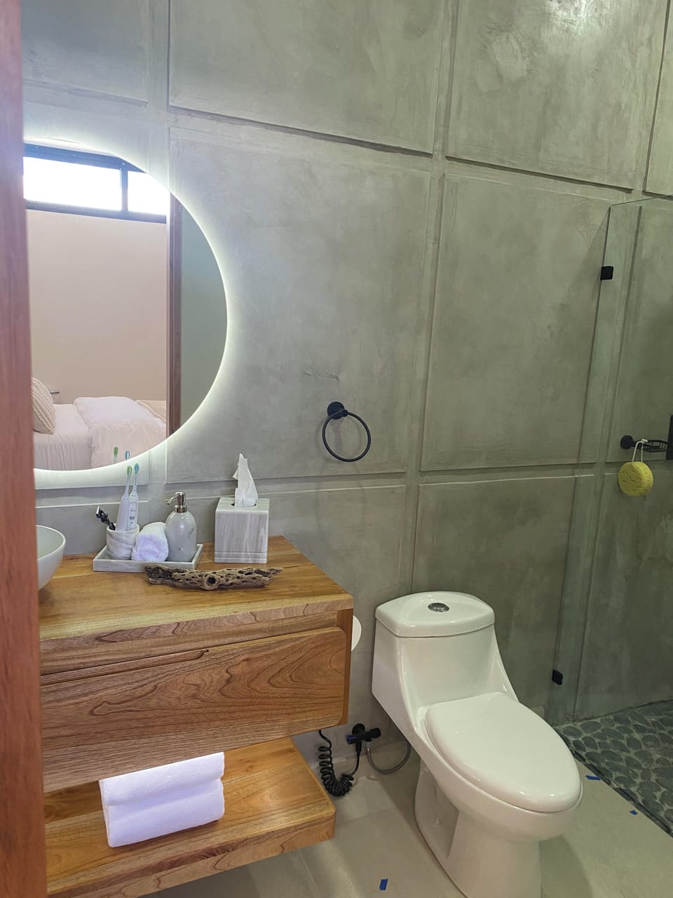 Casita bathroom.