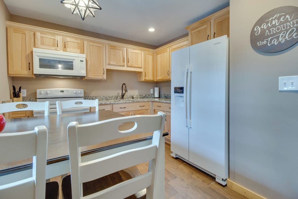 Kitchen | Single-Story Condo