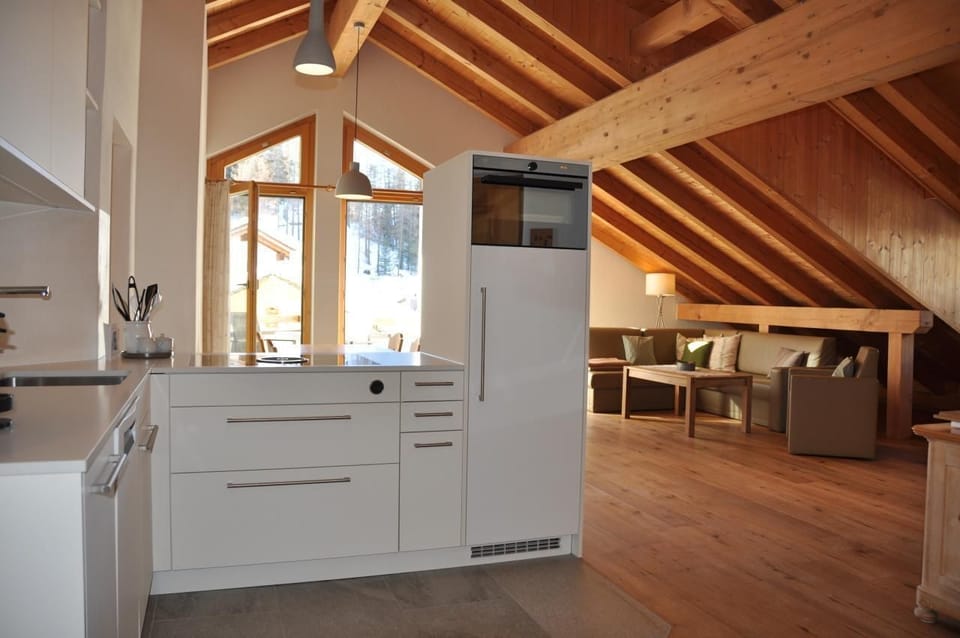 Kitchen an living