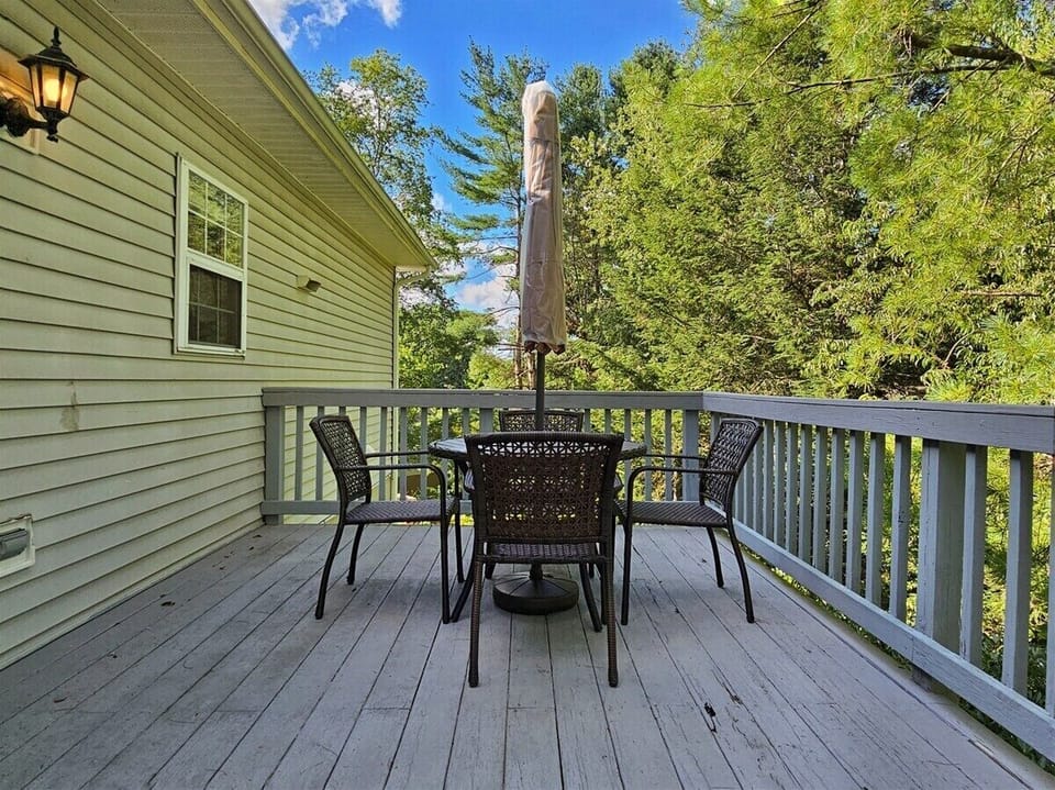 Outside Dining