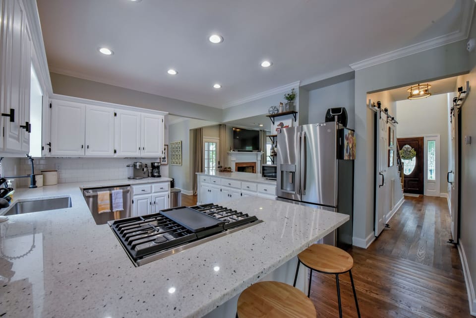 Kitchen - The newly renovated kitchen has everything you need to cook a delicious meal or prep some game day snacks.