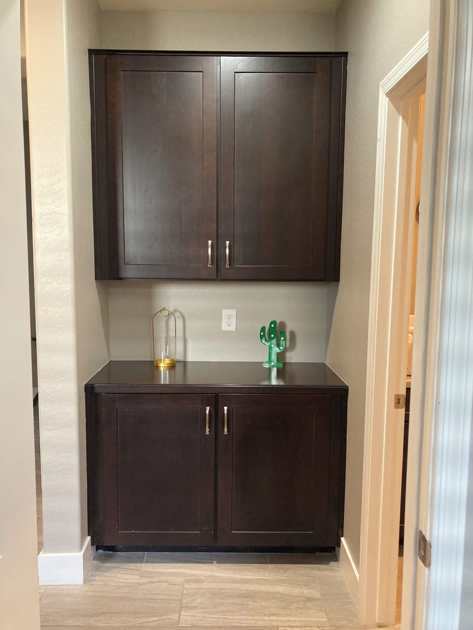 storage for extra blankets and beach towels