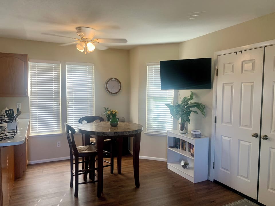 Kitchen Nook
