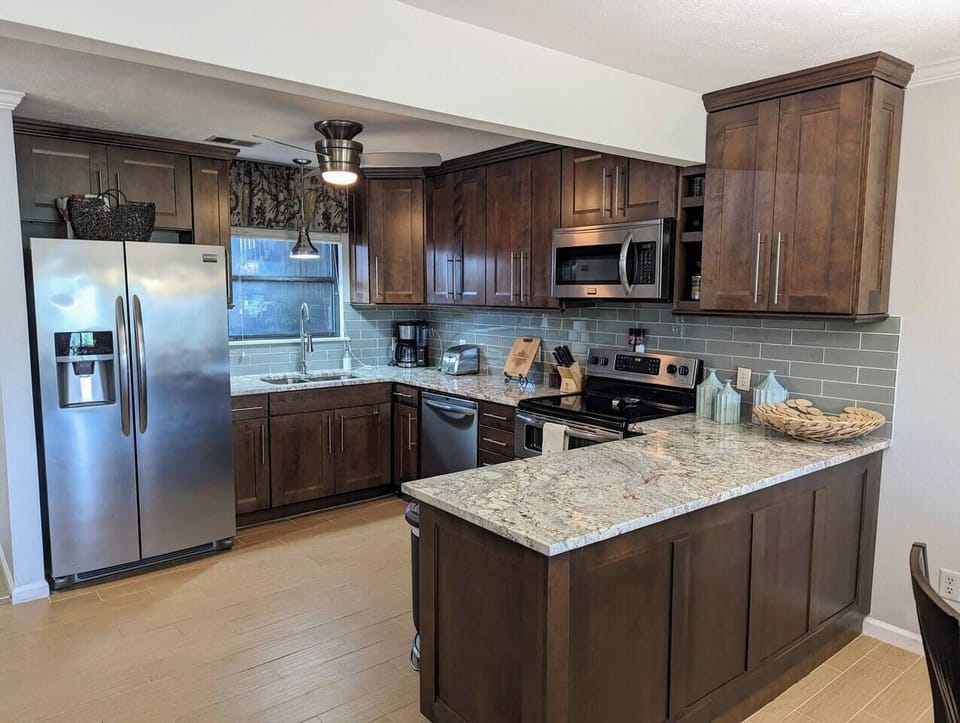 Fully equipped kitchen