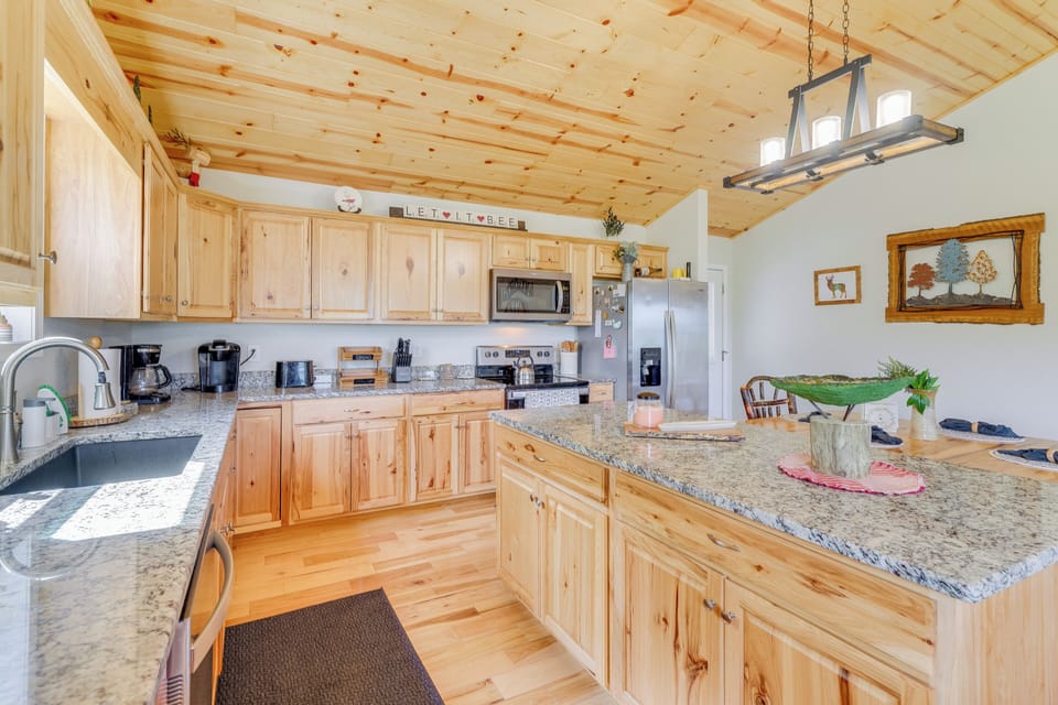 Kitchen | Dishwasher | Coffee Maker | Blender | Microwave | Toaster | Spices