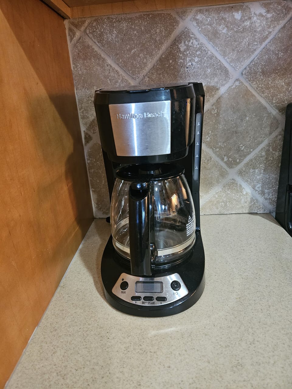 Yes we have a regular ground coffee pot, K cup machine, and tea kettle.