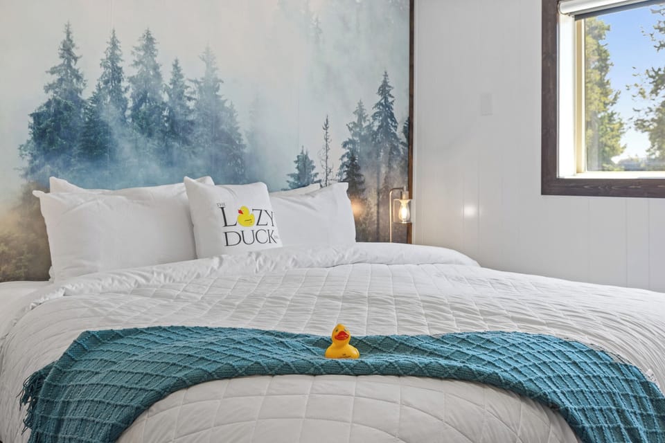 Kind size bed