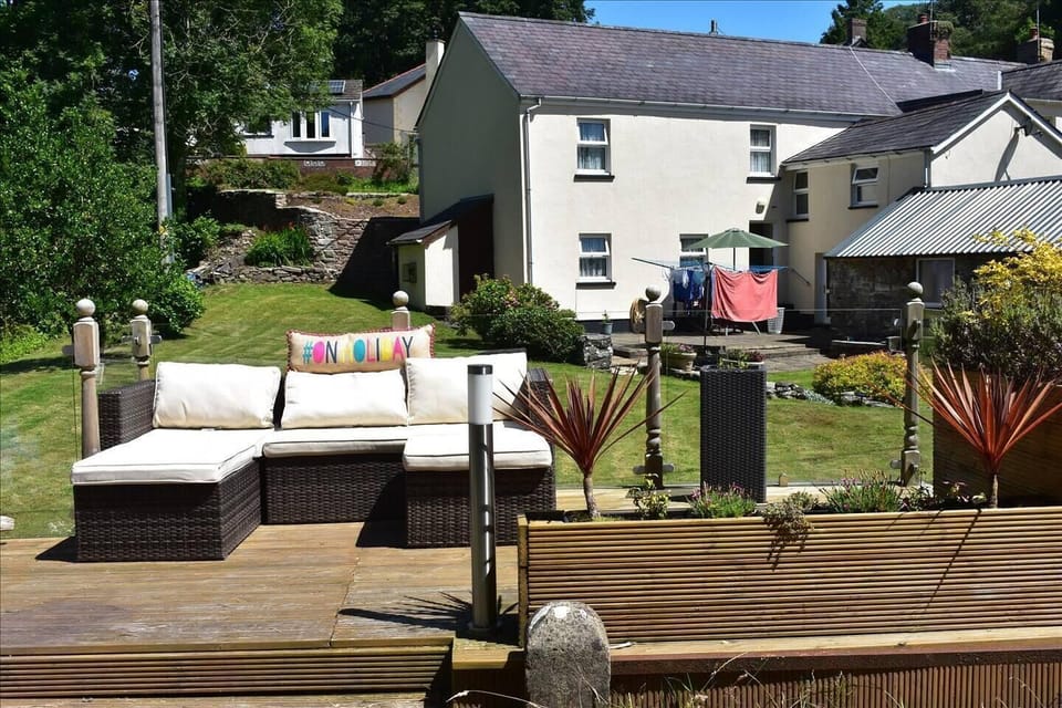 Decking area only. The garden behind decking belongs to the house facing you. 