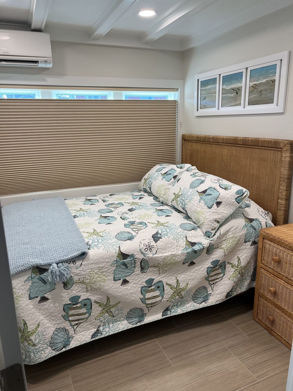Bedroom 2 - Queen