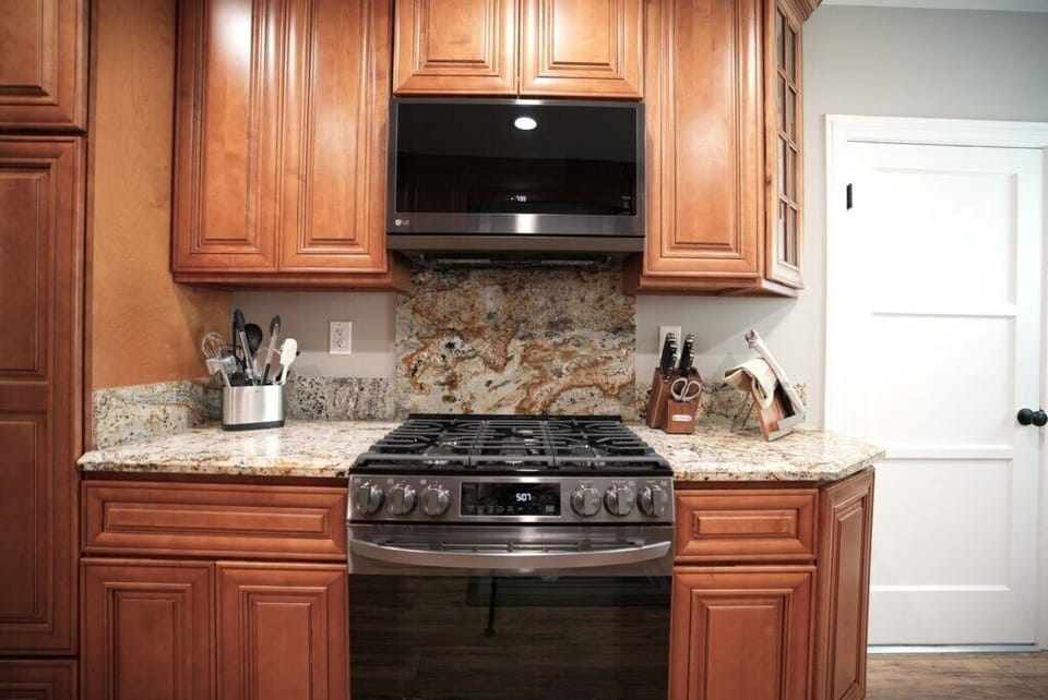 Gourmet Kitchen view 3