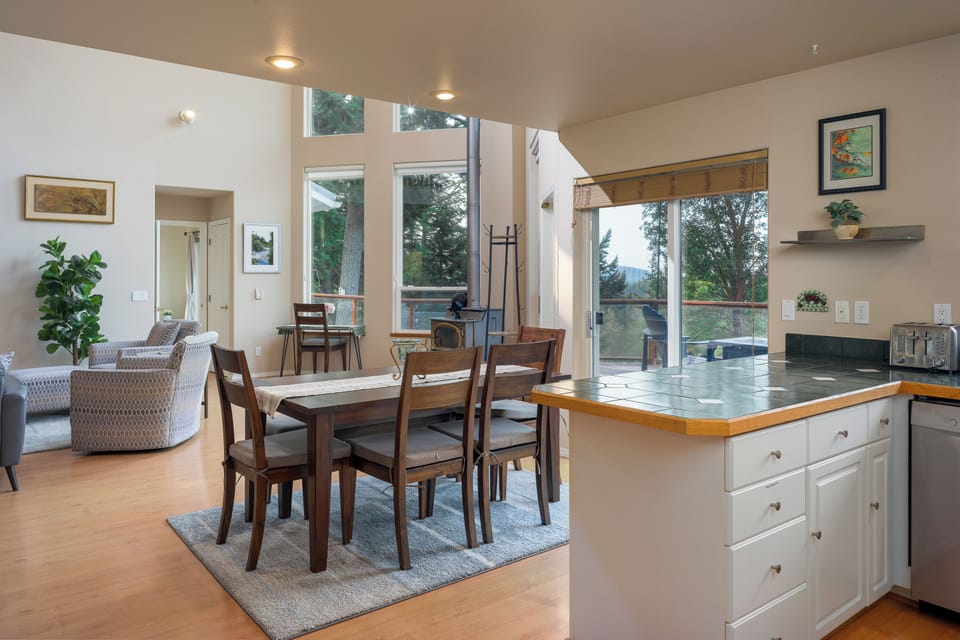 384 Discovery Way - Orcas Island Washington - 15