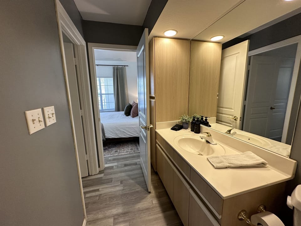 Bathroom #2