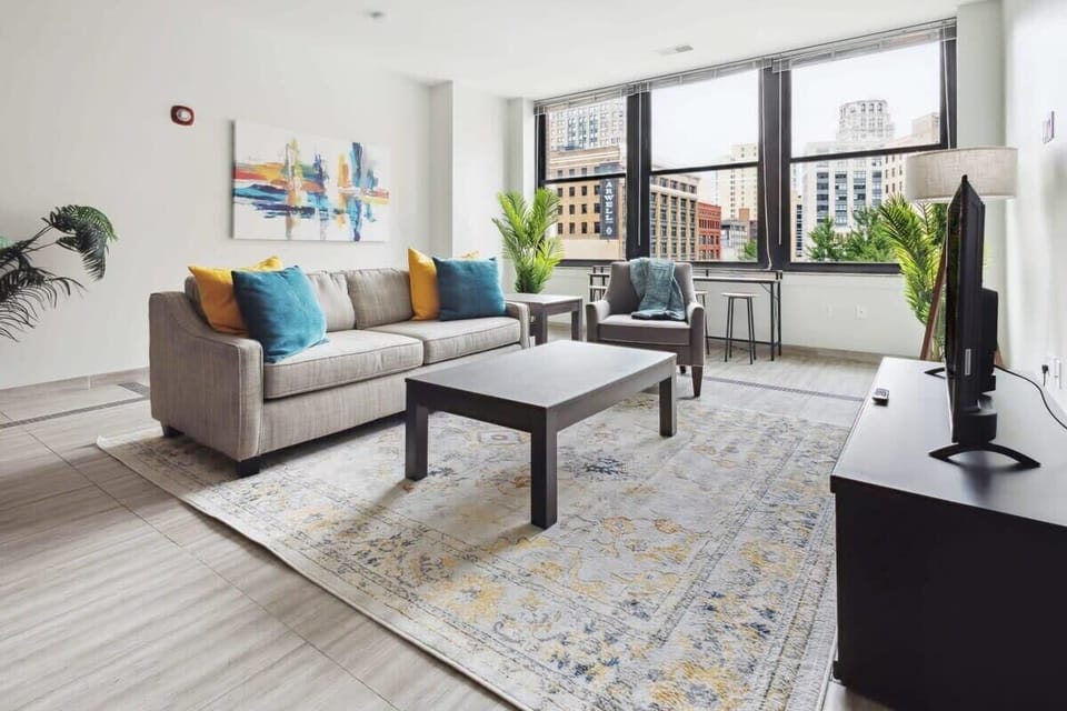 Decorated rug and table