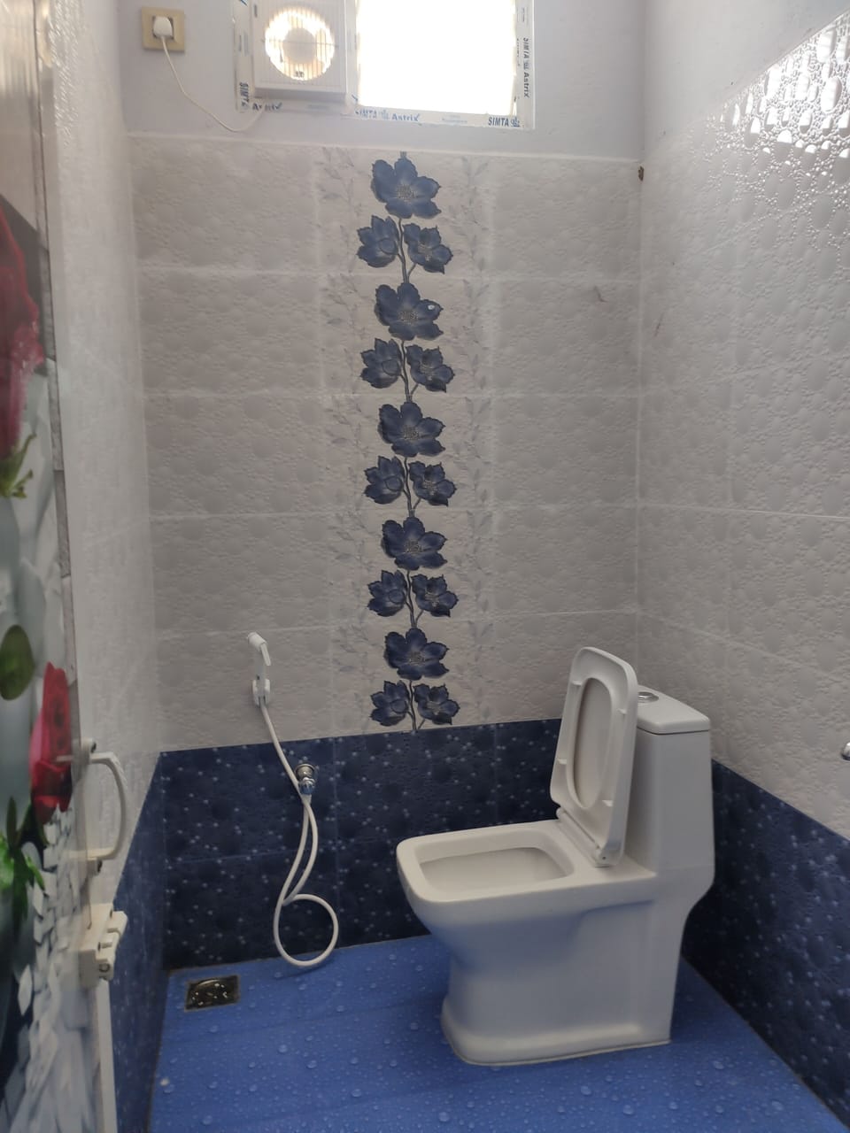 Attached bathroom 2