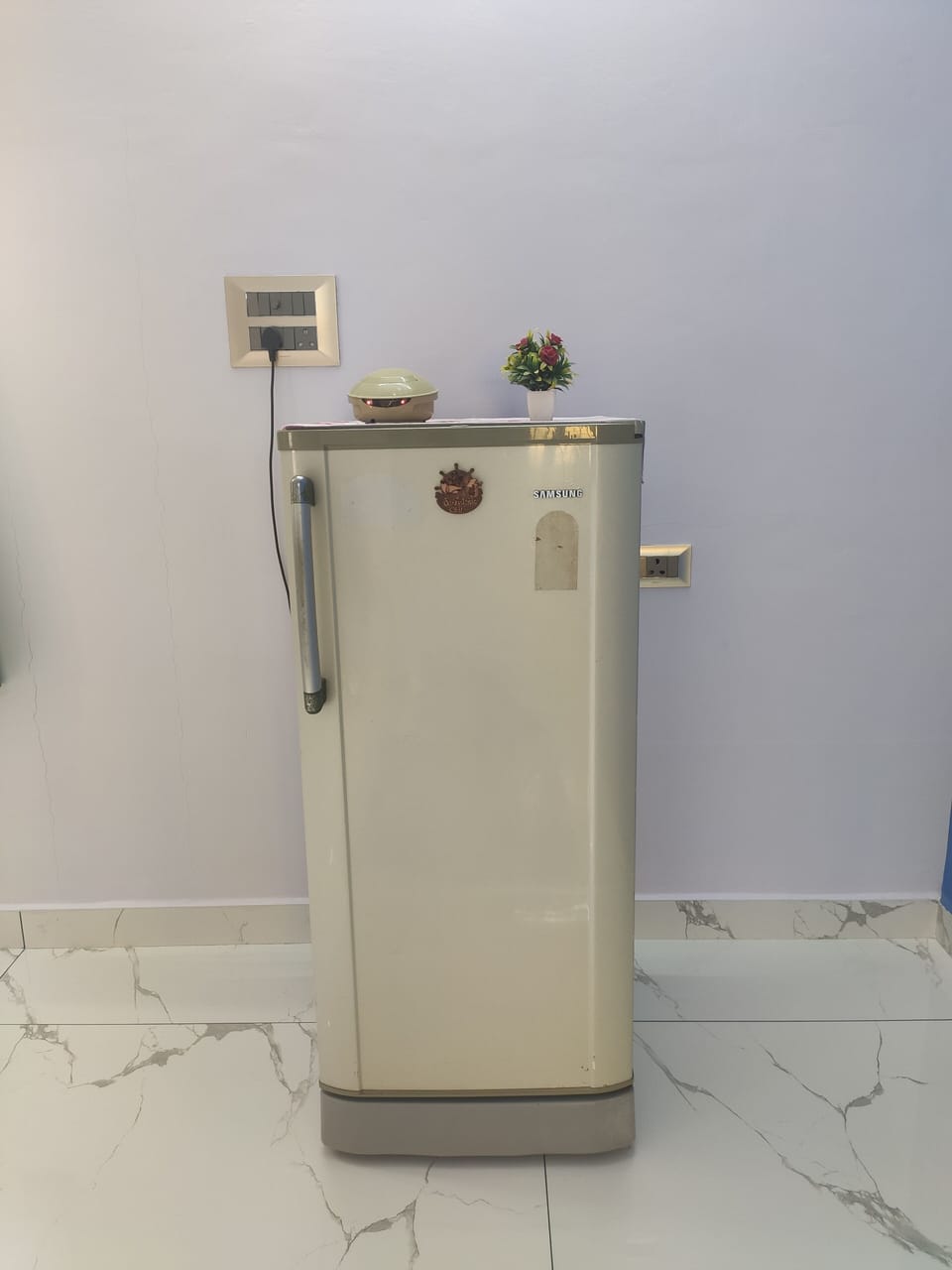 Refrigerator