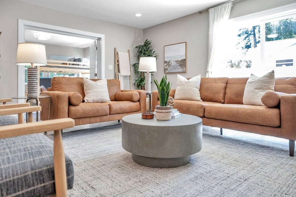 Welcome! Plenty of comfortable seating in the Living Room