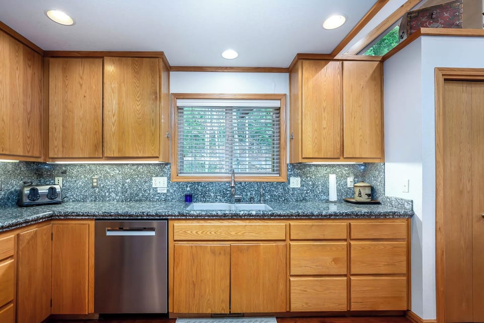 Large and spacious kitchen