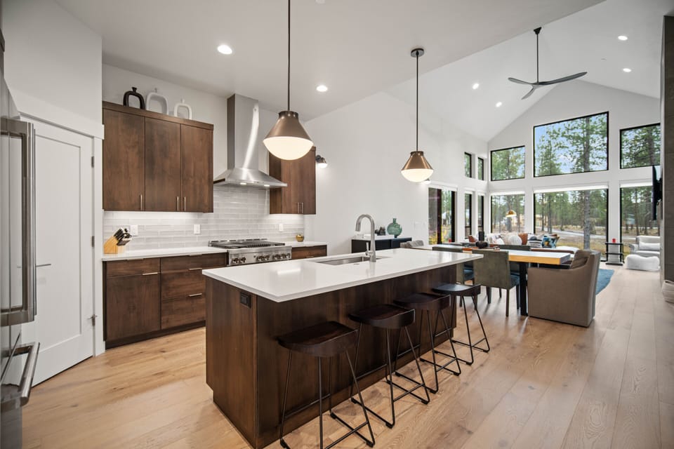 18117 Forestbrook-05
