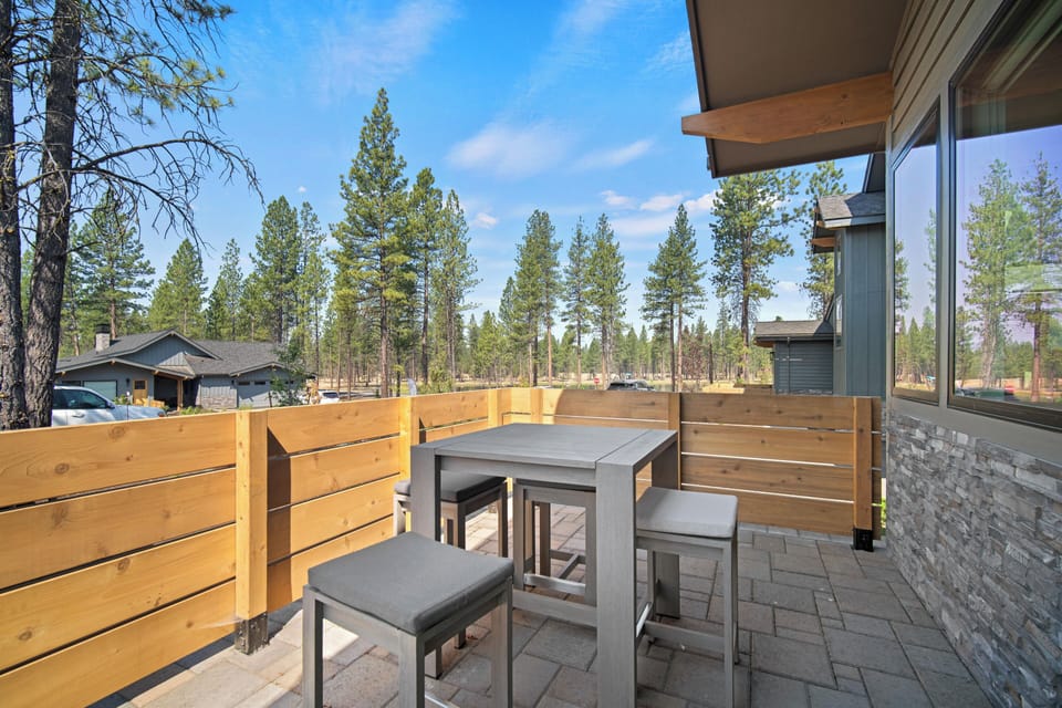18124 Forestbrook-31