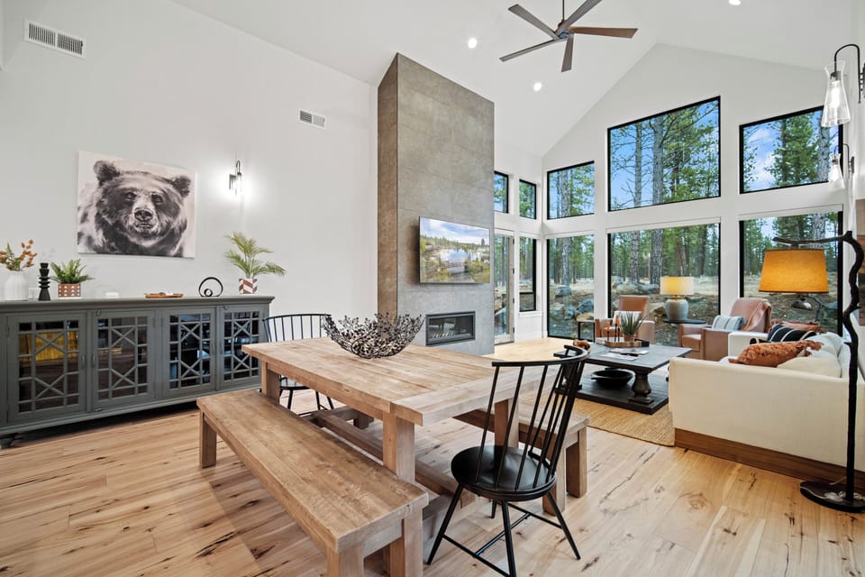 18136 Forestbrook-09