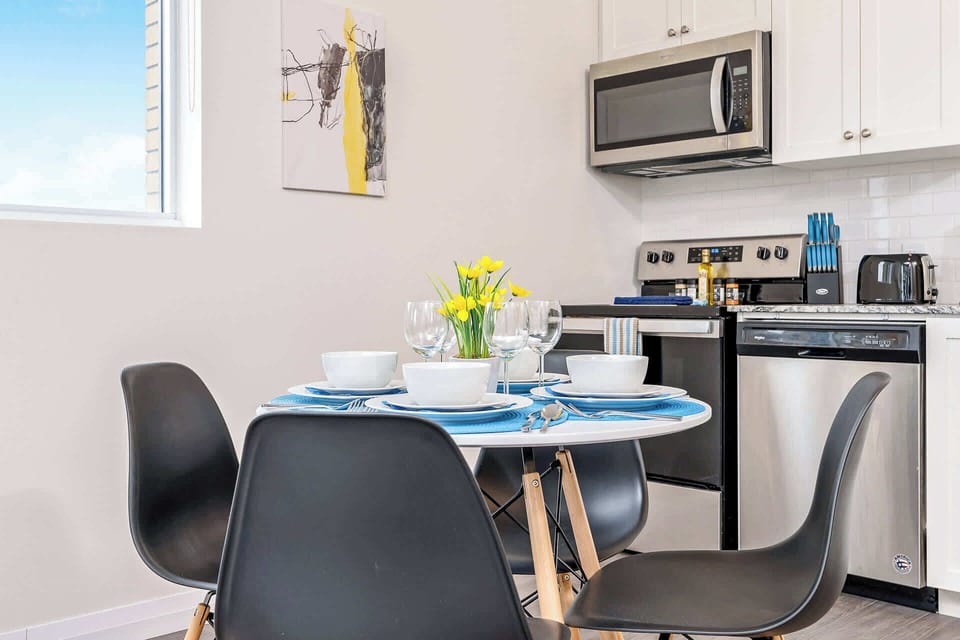 Dining Area for 4 