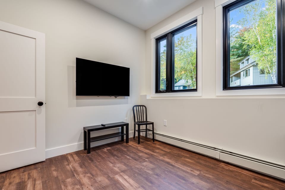 Entry Level Bonus Room
